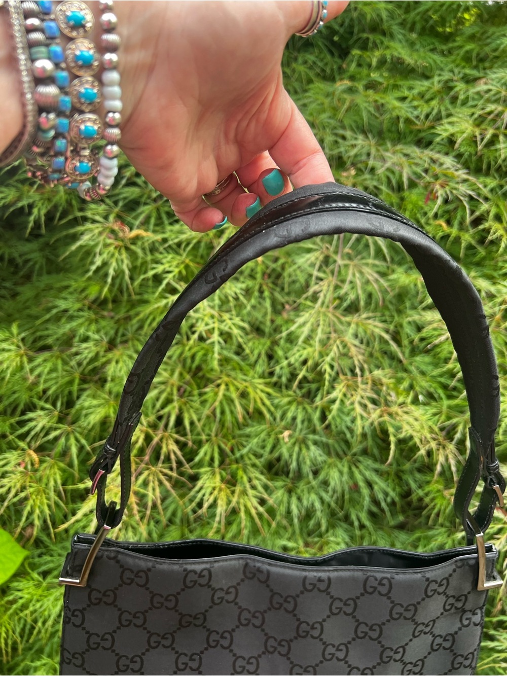 GUCCI BLACK GG CANVAS SHOULDER BAG - Picture 6 of 15